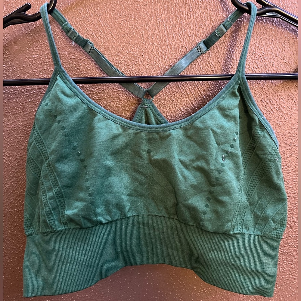 SPORTS BRA